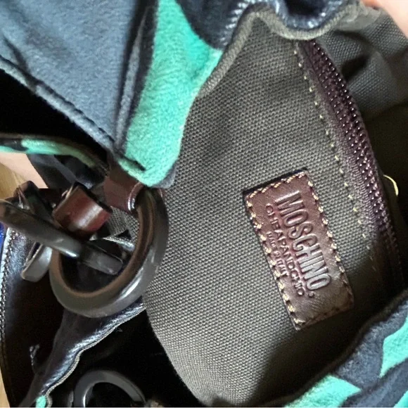 Brand : Moschino cheap and chic purse - Picture 8 of 10